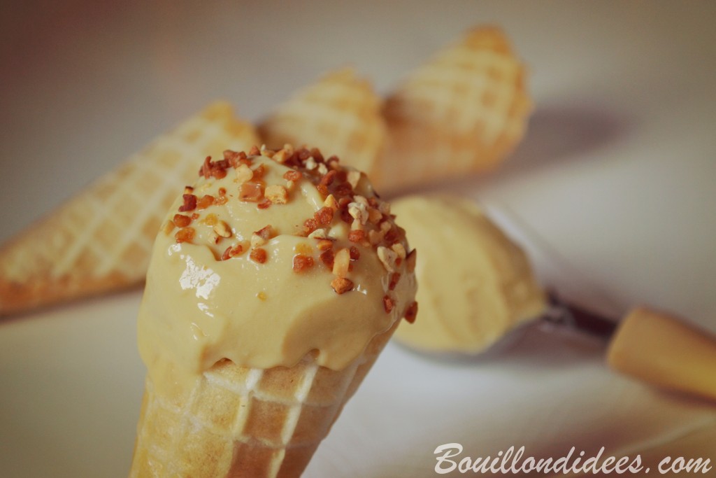 Crème glacée à la mangue (avec ou sans sorbetière)