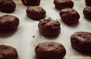 Cookies double choco & noisettes (sans GLO - sans gluten, sans lait - PLV ou Lactose, sans oeuf) avant cuisson Bouillondidees