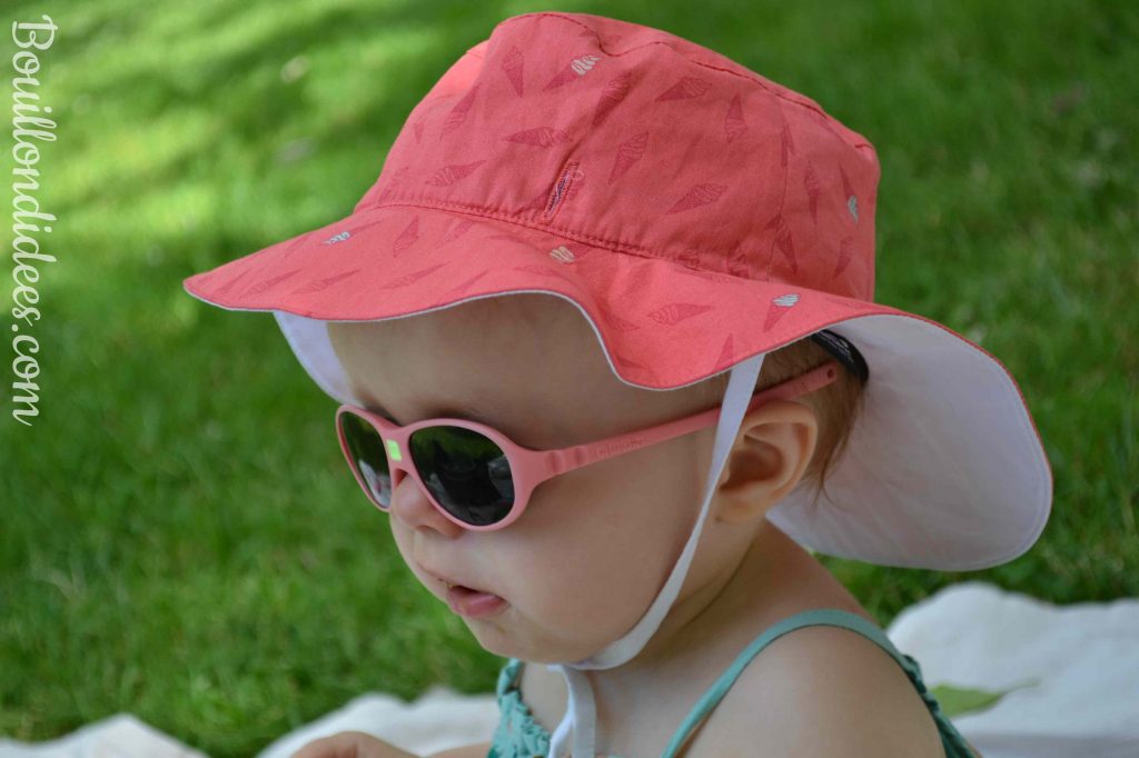 Profiter du soleil avec bébé chapeau Kapel réversible Ki Et La test Bouillondidees