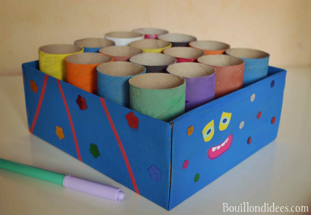 Créer un pot à crayons avec une boîte à chaussures et des rouleaux de papier de toilette (DIY Rentrée - Rangement) 