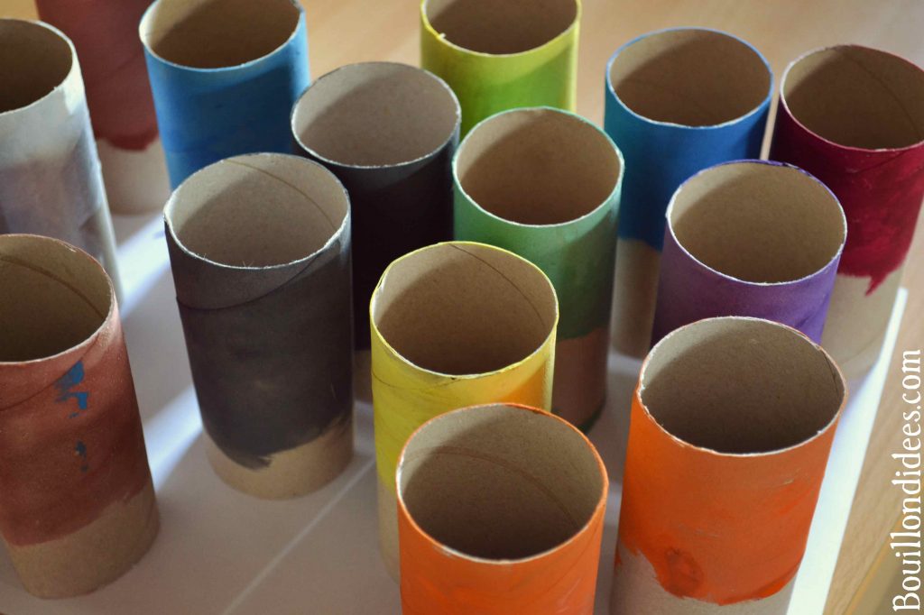Créer un pot à crayons avec une boîte à chaussures et des rouleaux de papier de toilette (DIY Rentrée - Rangement) 